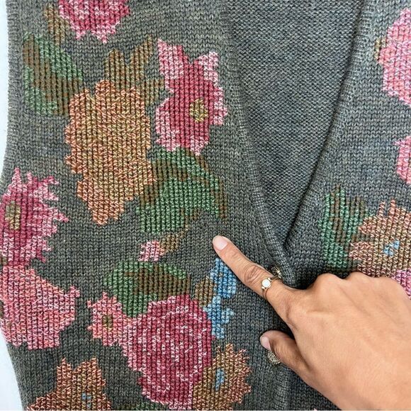 Vintage JH Collectibles Wool Vest - Picture 6 of 9